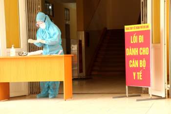 Bên trong khu điều trị cách ly tại Bệnh viện dã chiến Chí Linh - Ảnh 5.