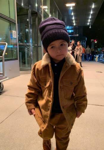 Con trai Đan Trường - Rich kid thứ thiệt showbiz Việt: 4 tuổi mặc đồ Gucci, có công ty riêng, tháng kiếm sương sương nghìn đô, được bố mẹ chiều hết nấc - Ảnh 3.