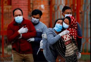 Ca nhiễm Covid-19 ở Nepal tăng vọt, tái lặp thảm cảnh của Ấn Độ - Ảnh 3.