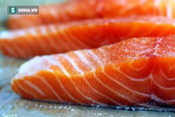  Tôm hay cá hồi bổ dưỡng hơn? 4 lưu ý cần nhớ khi ăn tôm và cá hồi - Ảnh 4.