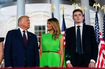 Những món quà xa xỉ Barron Trump từng được nhận - Ảnh 5.