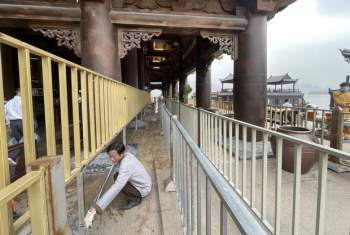 Sau khi 5 vạn người đổ về chùa Tam Chúc: Dựng rào chắn phòng chống dịch COVID-19 - Ảnh 6.