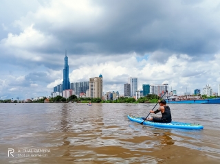 “Phiêu lưu” sông Sài Gòn chơi thuyền SUP cùng Realme C11 - Ảnh 5.