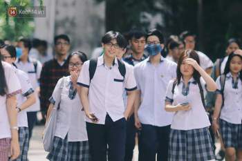 10 năm và 5 thay đổi lớn của giáo dục Việt Nam: Sổ liên lạc đi vào dĩ vãng, không còn cảnh cha mẹ đưa con lên thành phố thi Đại học - Ảnh 6.
