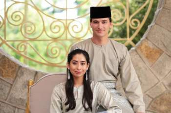 Những thường dân kết hôn với thành viên Hoàng gia Malaysia - Ảnh 8.