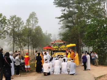 Xúc động tang lễ ‘cung nữ đặc biệt’ triều Nguyễn - Ảnh 9.