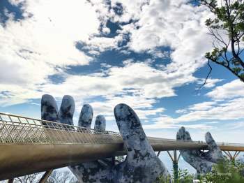 Ái Thủy - nữ kiến trúc sư tạo nên cây Cầu Vàng “made in Vietnam” làm kinh ngạc khắp thế giới và lần đầu nghe kể về ý nghĩa thật sự của đôi bàn tay khổng lồ - Ảnh 9.