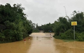 Quảng Bình: 13 bản vùng biên cùng hơn 3000 người bị cô lập sau bão số 5