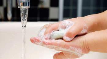 Rửa tay là biện pháp hàng đầu phòng bệnh tay chân miệng.