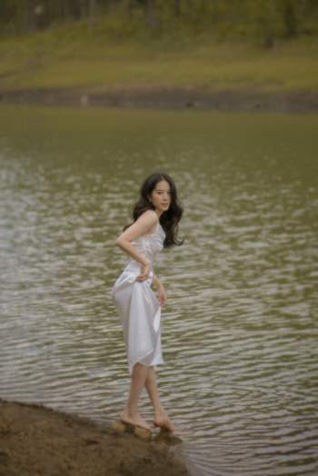 Nhan sắc của Nam Em trong bộ ảnh mới, đủ lực chinh chiến Miss Universe Việt Nam chưa? Ảnh 11