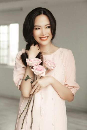 Những khoảnh khắc thời trang đẹp mãi trong lòng khán giả của Hoa hậu Nguyễn Thu Thủy Ảnh 11