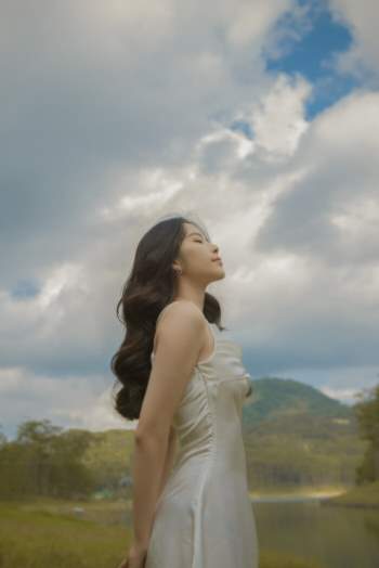 Nhan sắc của Nam Em trong bộ ảnh mới, đủ lực chinh chiến Miss Universe Việt Nam chưa? Ảnh 13