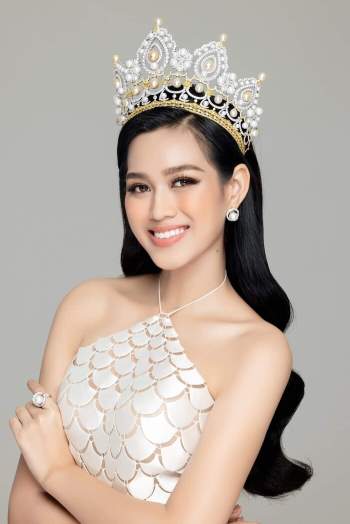 Fan 'choáng' khi phát hiện 'chị em song sinh' là Hoa hậu Quốc tế của Đỗ Thị Hà Ảnh 1