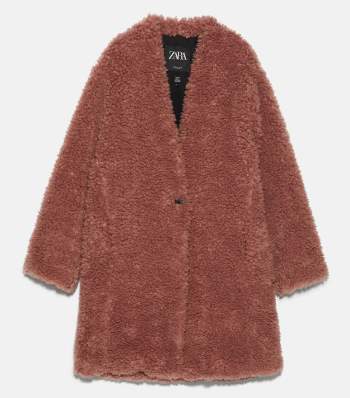Đu trend theo Park Min Young, Jisoo (Black Pink) diện áo khoác bông, cô nàng ghé qua Zara và tìm được 6 mẫu áo 