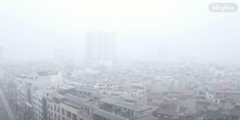 Hà Nội ô nhiễm không khí nghiêm trọng, bầu trời mờ đục vì khói bụi - Ảnh 4.