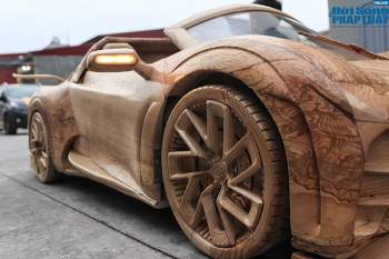 Ông bố 9X Việt Nam khiến thế giới ngưỡng mộ vì siêu xe Bugatti Centodieci bằng gỗ dành tặng con trai - Ảnh 3