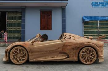 Ông bố 9X Việt Nam khiến thế giới ngưỡng mộ vì siêu xe Bugatti Centodieci bằng gỗ dành tặng con trai - Ảnh 6