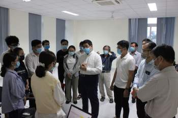 Sinh viên y dược tình nguyện ở lại TP.HCM hỗ trợ chống COVID - ảnh 2