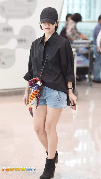 Song Hye Kyo cứ diện quần shorts là hay bị 