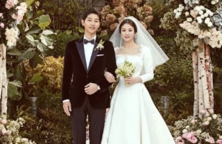 Song Joong Ki có bạn gái mới sau 1 năm ly dị Song Hye Kyo?