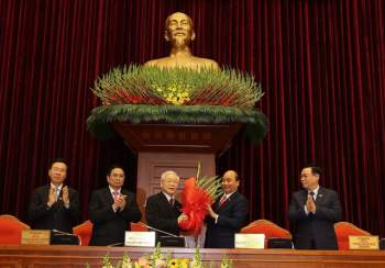 Ông Nguyễn Phú Trọng tái đắc cử Tổng Bí thư - Ảnh 2.