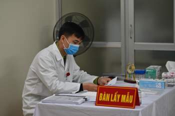 Những tình nguyện viên đầu tiên của Việt Nam thử nghiệm vaccine phòng Covid-19 -2