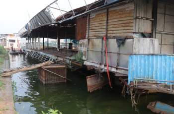 Hà Nội: Đột nhập nghĩa địa du thuyền, nhà hàng nổi tiền tỷ trên hồ Tây - Ảnh 12.