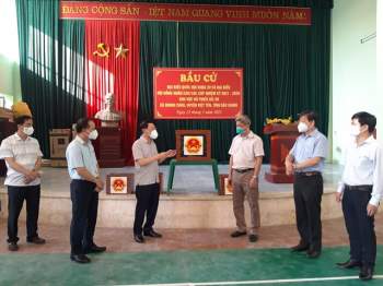 Bộ Y tế hỗ trợ Bắc Giang đảm bảo an toàn phòng chống dịch COVID-19 trong bầu cử - Ảnh 3.