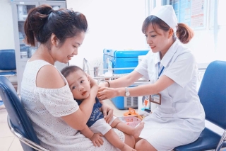Thông tin về 21 trường hợp tai biến nặng sau tiêm chủng vắc-xin - Ảnh 1.
