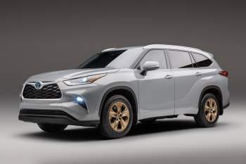 Toyota Highlander Bronze Edition 2022.