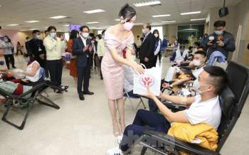 Samsung Thái Nguyên sôi động hiến máu hưởng ứng chương trình Chủ nhật Đỏ 2021 - ảnh 10