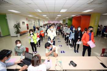 Samsung Thái Nguyên sôi động hiến máu hưởng ứng chương trình Chủ nhật Đỏ 2021 - ảnh 4