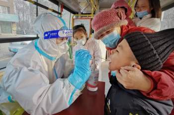 Úc nói Trung Quốc đừng trì hoãn đón tiếp các chuyên gia WHO tìm hiểu nguồn gốc virus - Ảnh 1.