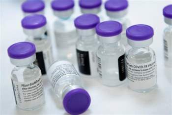 Vaccine Pfizer/BioNTech co the duoc bao quan bang tu dong binh thuong hinh anh 2