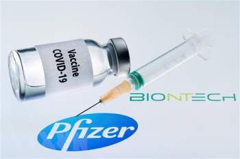 Singapore phe chuan vacxin ngua COVID-19 cua Pfizer-BioNTech hinh anh 1