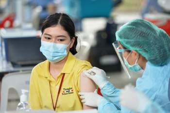 Thai Lan chuan bi tiem chung vaccine dai tra cho nguoi dan hinh anh 1