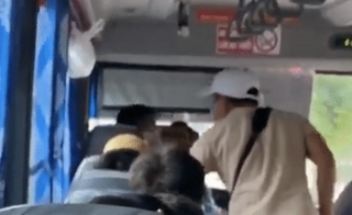 Tự xưng thanh tra xe buýt, lăng mạ, đe dọa hành khách