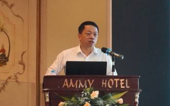 Ông Lê Phú Hà, Cục trưởng Cục Công nghệ thông tin và Dữ liệu Tài nguyên môi trường báo cáo tại Hội nghị.