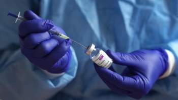 Đan Mạch, Na Uy, Iceland tạm ngừng tiêm vắc xin Hãng AstraZeneca - Ảnh 1.