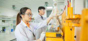Đại học Văn Lang dự kiến mở ngành y đa khoa, y học cổ truyền - Ảnh 1.