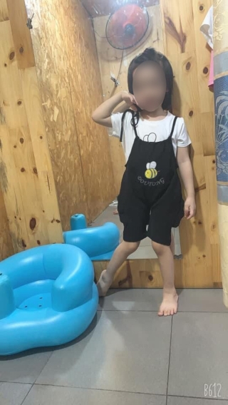 Vụ bé 5 tuổi Tu vong nghi học theo trò thắt cổ trên YouTube: Tiết lộ về chương trình bé hay xem - Ảnh 1