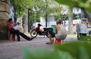 Ông cụ U.90 đẩy xe kem khắp Sài Gòn: 'Bán' kỉ niệm tuổi thơ cho dân 7-8X - ảnh 8