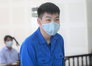 Hai bị cáo là sinh viên và giáo viên giúp sức cho người Trung Quốc nhập cảnh trái phép: Xin lỗi người dân cả nước - Ảnh 2.