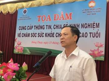 Tổng cục Dân số tổ chức tọa đàm cung cấp thông tin về chăm sóc sức khỏe người cao tuổi tại Đồng Tháp - Ảnh 2.