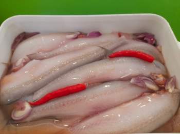 'Về nấu cho ba tô canh cá khoai tần ô'... món ăn của một miền ký ức - ảnh 1