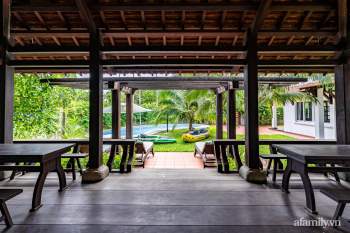 Căn nhà vườn xây 10 năm vẫn đẹp hút mắt với nội thất gỗ và cây xanh quanh nhà ở Nha Trang - Ảnh 7.