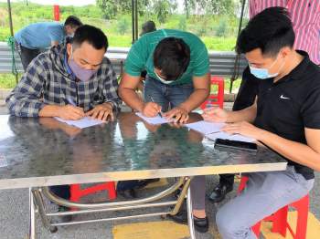 Hình ảnh ngày đầu tái lập chốt kiểm soát phòng chống dịch COVID-19 ở Quảng Ninh - Ảnh 6.