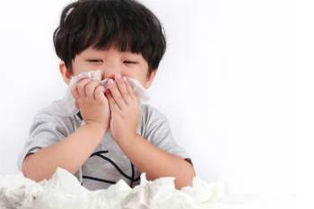 6 cách tự nhiên giúp trẻ giảm ho, sổ mũi tại nhà