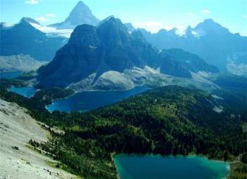 Những ngọn núi đẹp nhất thế giới - ảnh 3
