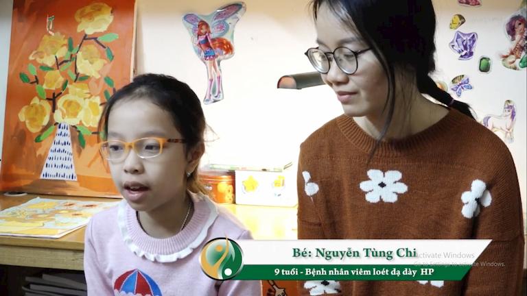 Chị Lâm Thanh và bé Tùng Chi sau khi chữa khỏi bệnh tại Thuốc dân tộc